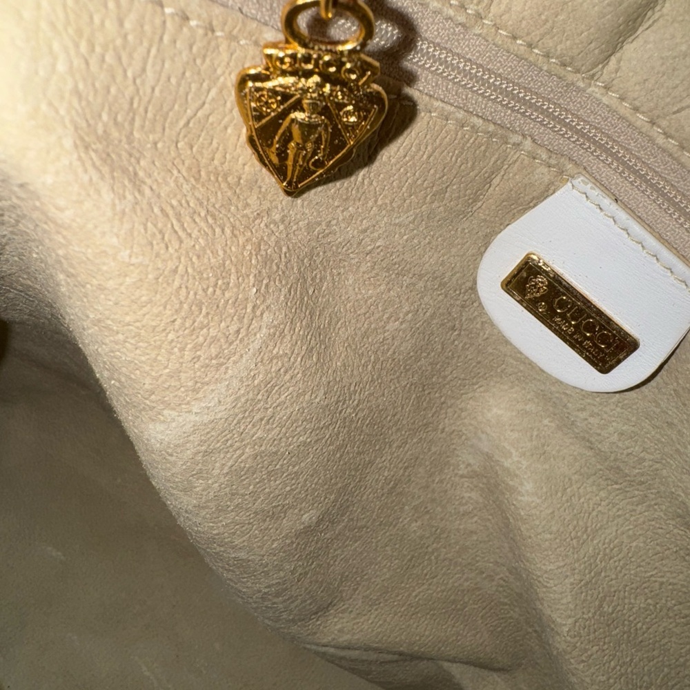 Authentic Vintage Gucci Flora Tote - Picture 9 of 11
